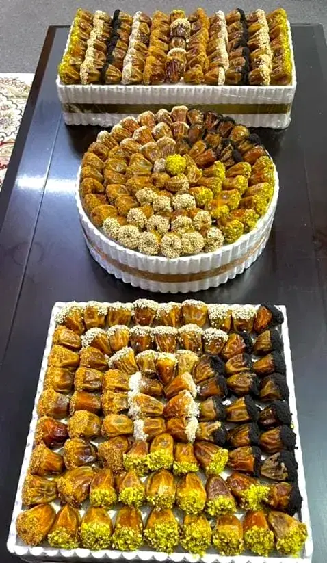 تمر محشي باللوز